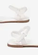 Białe Sandały Aedomeda