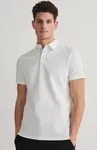 Koszulka polo o regularnym kroju, wykonana z dzianiny z bawełną. - biały